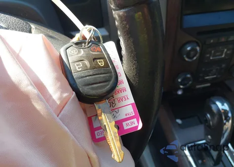 2014 Ford F-150 Lariat z USA, uszkodzony, nr VIN 1FTFW1ET7EFC58795